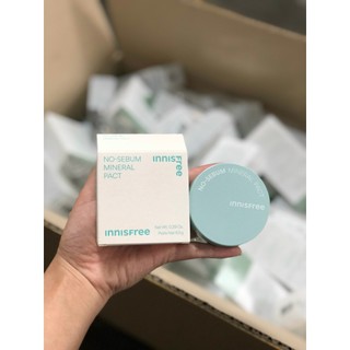 Phấn nén kiềm dầu Innisfree No sebum Mineral Pact