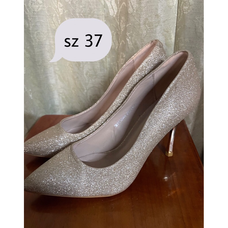 Pass giày dép sz 35 36 37 39