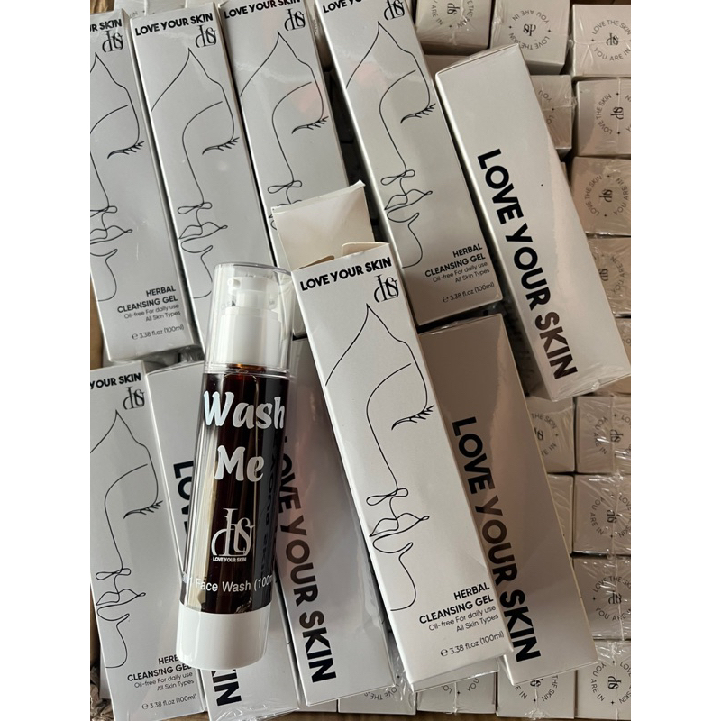Sữa rửa mặt thảo dược Wash me - LUS 100ml giành cho mọi loại da phù hợp da mụn, yếu, lỗ chân lông to