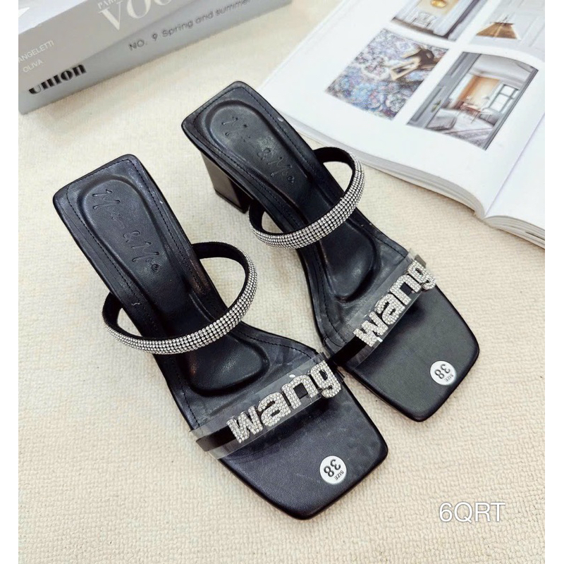 Guốc Gót Vuông 2 Quai Khoá Đá Wang Siêu Xinh