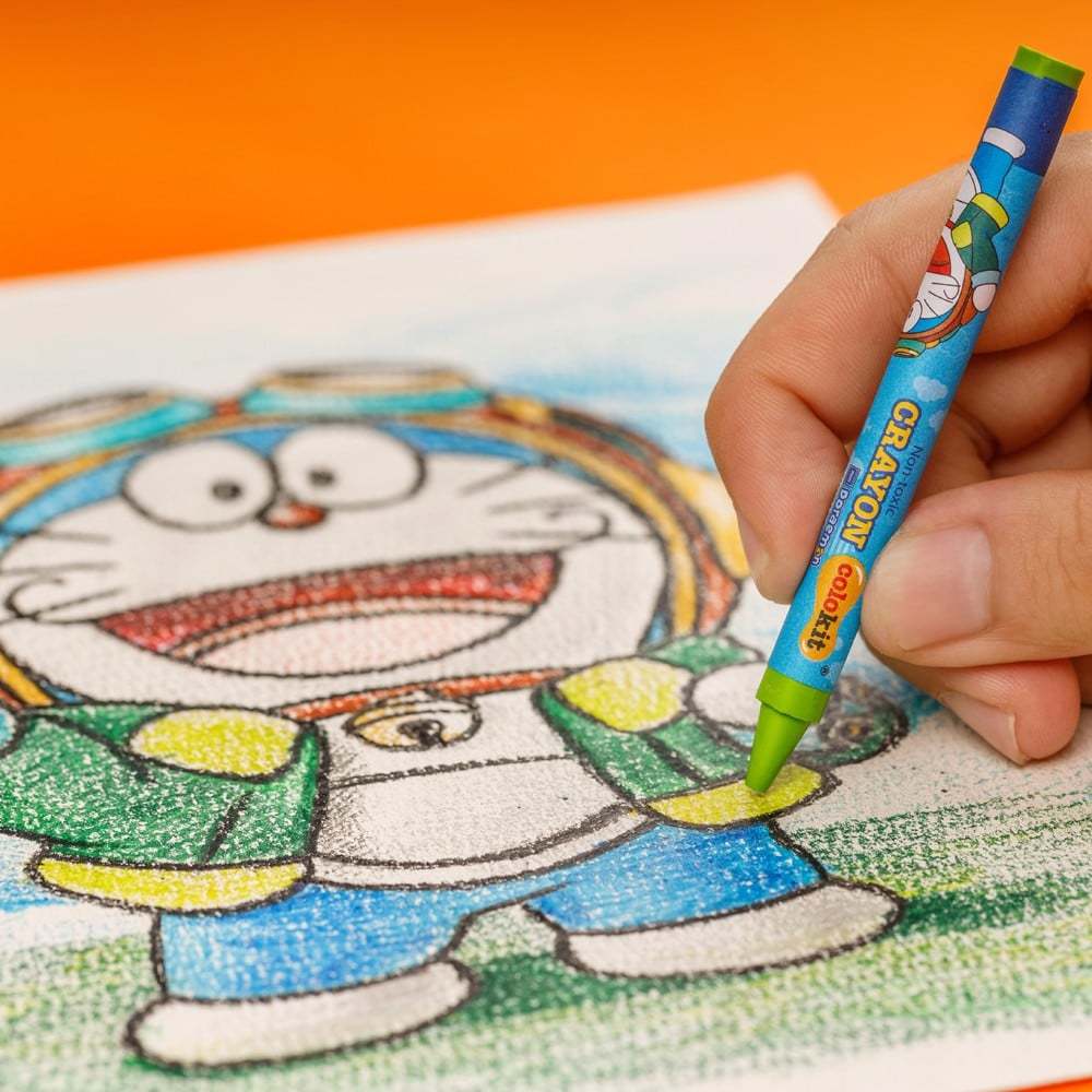 Sáp màu Colokit Doraemon CR-C06/DO, vỏ ngẫu nhiên