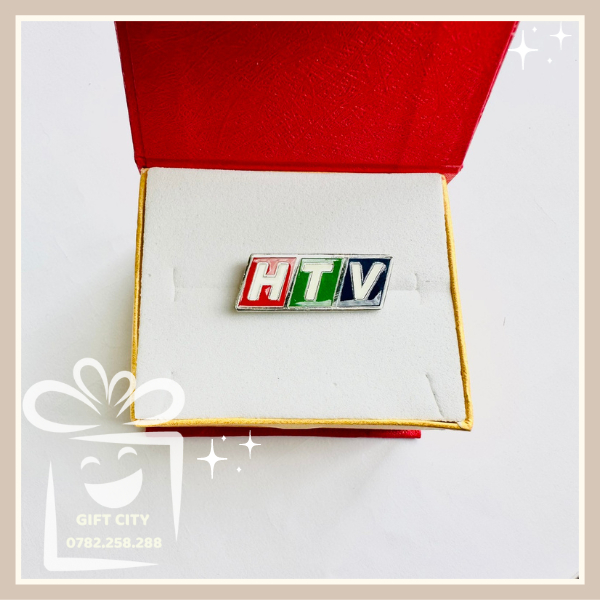 Pin cài áo HTV đồng mạ bạc cao cấp