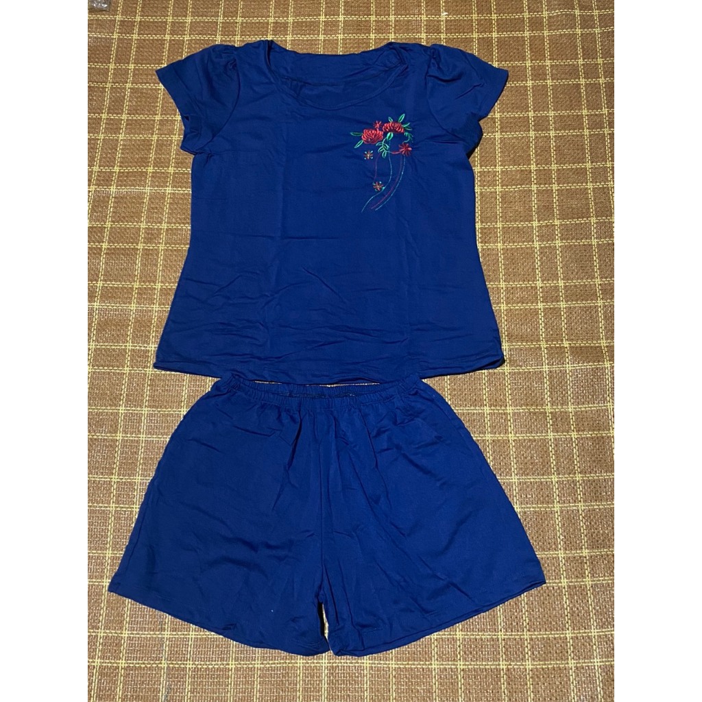 Bộ Sét Nữ Quần Đùi Áo Tay Ngắn Thêu 3D Chất Vải Thun Co Giãn 4 Chiều