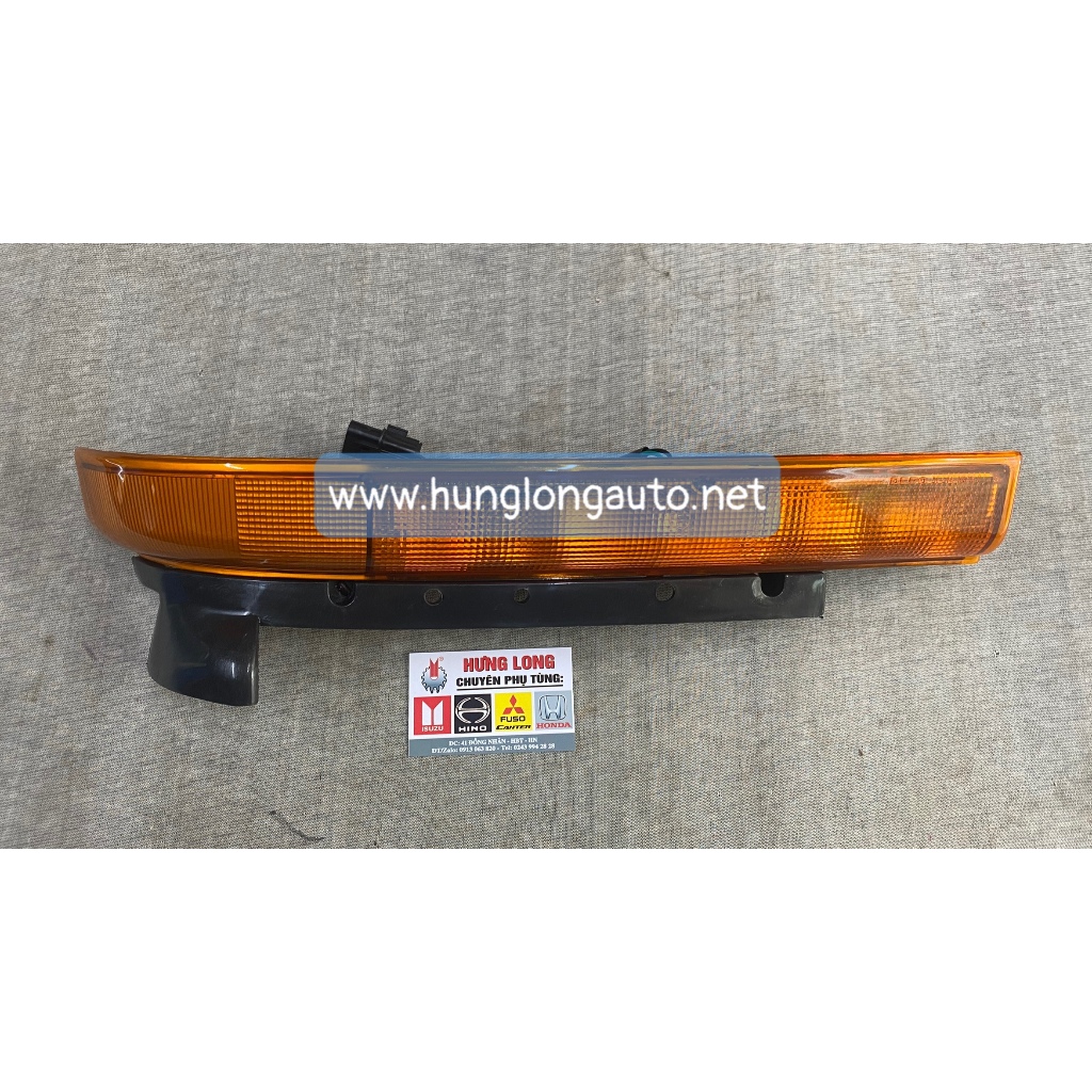 Đèn xi nhan cong Mitsubishi Canter