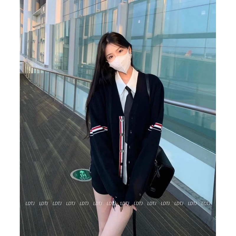 Áo Cardigan - Áo khoác Cardigan Thom Browne Vải Len Phong Cách Hàn Quốc , Áo Cardigan Nam Nữ Hot Trend 2023
