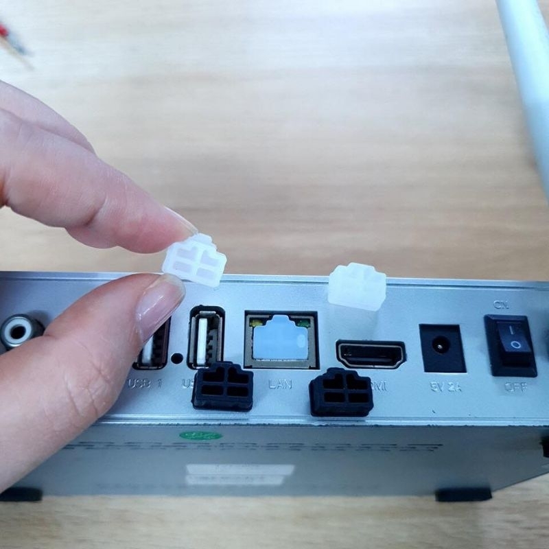 Nút bịt đầu RJ45 cho Switch, nút cao su chống bụi,dầu chụp bảo vệ port mạng.