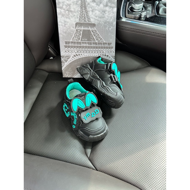 ĐẾ LOẠI 1- GIÀY THỂ THAO 26-36  Formnăng động, đáng yêu phối 4 màu:tím, hồng, đen,  kèm sticker xinh xắn 2567