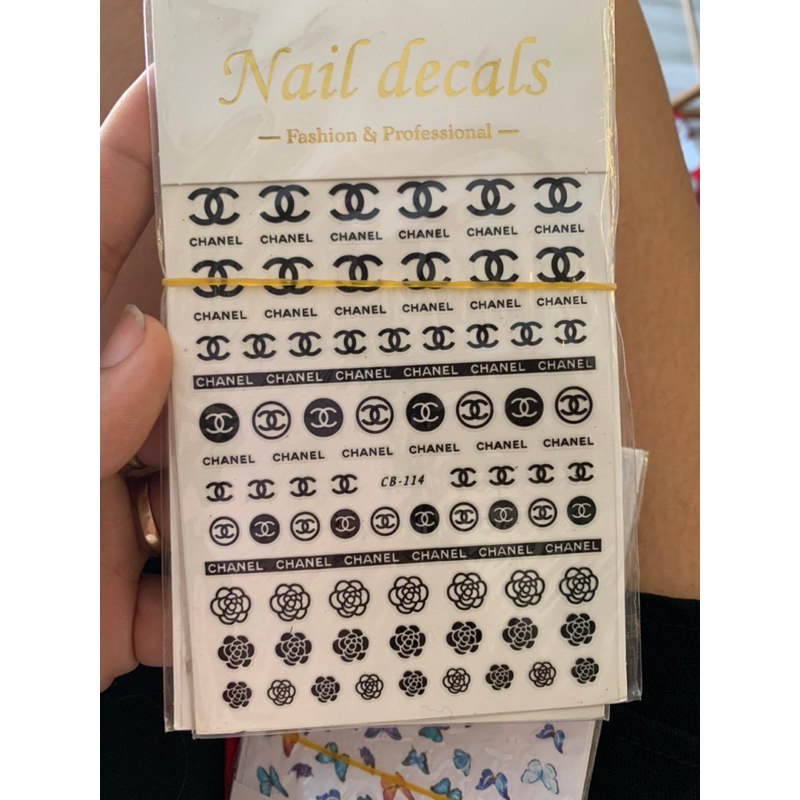 Sticker thương hiệu