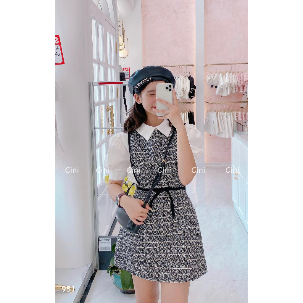 Set váy yếm caro kèm sơ mi