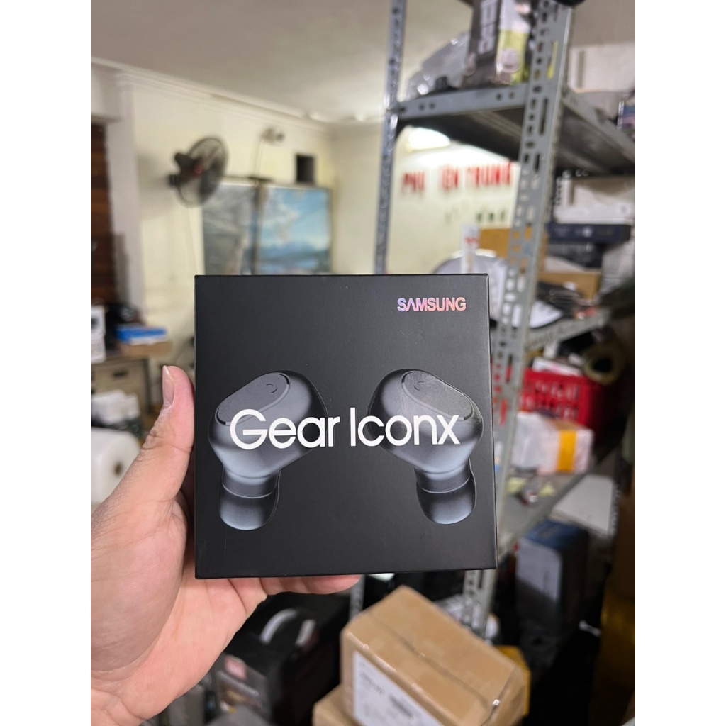 Tai Nghe Samsung Gear IconX M8W Phiên Bản Mới Nhất, Kiểu Dáng Cực Đẹp, Độ Bền Cao, Pin Trâu - Yourbox.vn