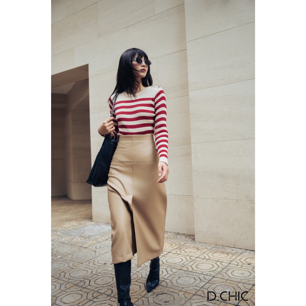 Áo len gân kẻ ngang cúc vai D.CHIC MS: 188105