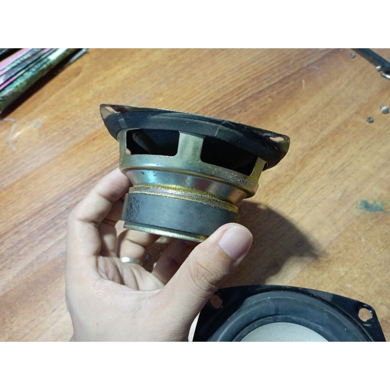 Loa sub vi tính 8 ohm 30w, tặng kèm loa từ neo nếu mua hai loa sub trở lên