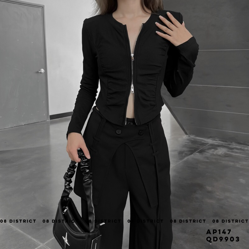 Áo ôm nhúm ngực