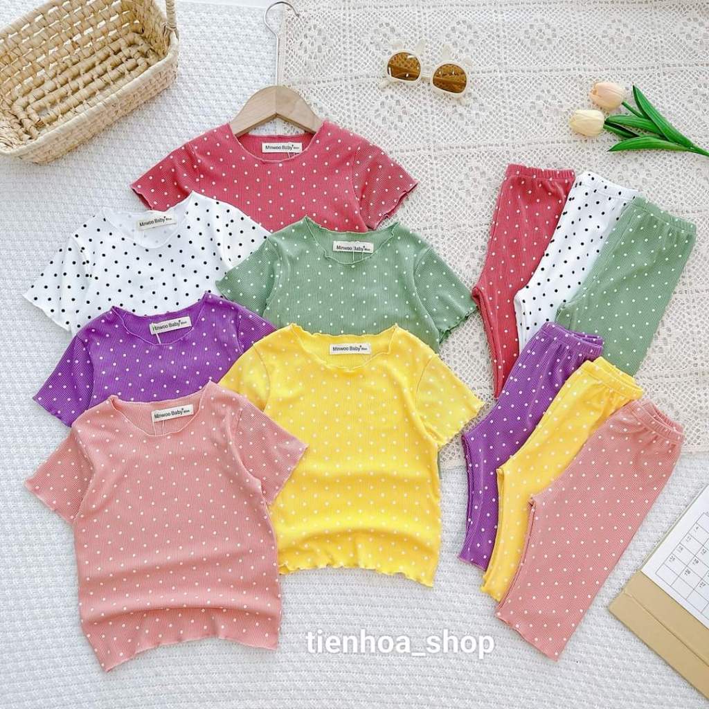 Bộ ngắn tay quần lửng chấm bi gân tăm lụa siêu mát siêu xinh cho bé gái từ 7-19kg