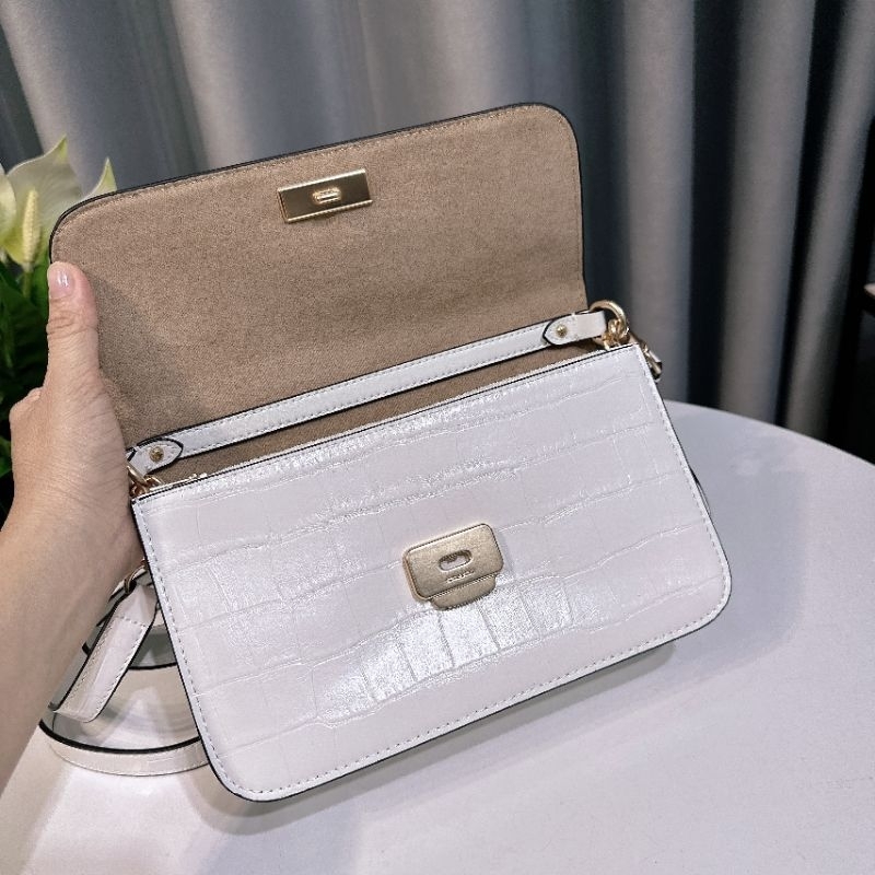 Túi COACH Brynn Shoulder Bag