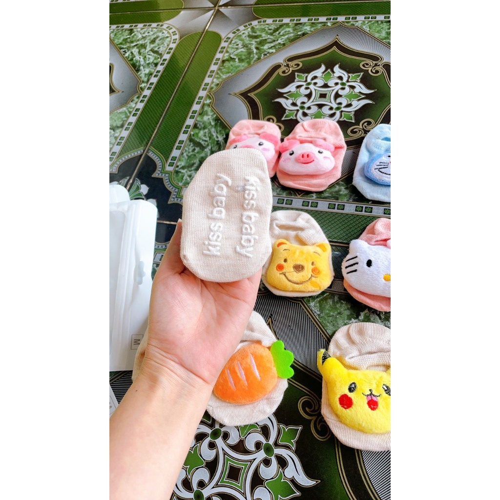 Tất thú chống trơn trượt cho bé