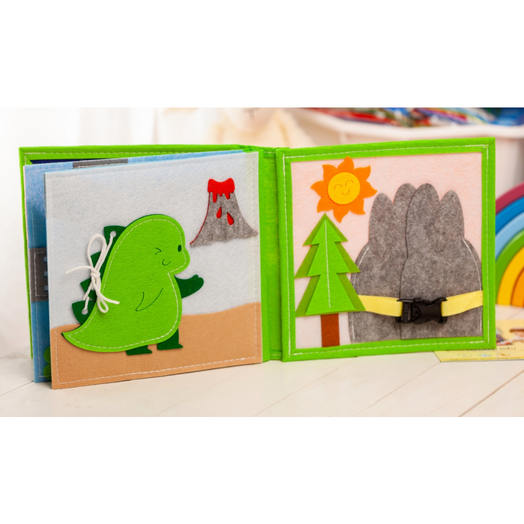 Sách vải tương tác Thế Giới của Bé Trai