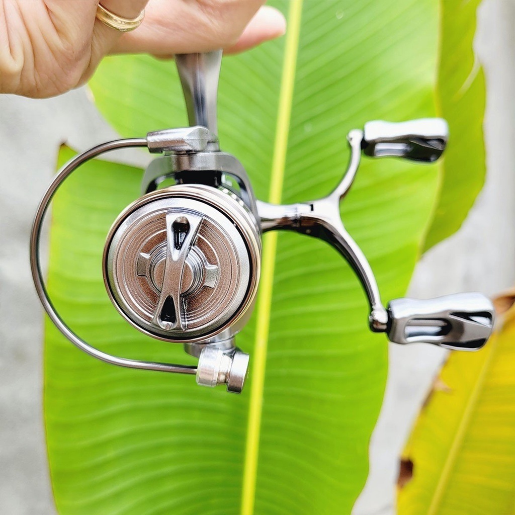 Máy câu cá máy câu lure kim loại cối nông siêu êm tay quay đôi cân bằng Silver bạc S3000