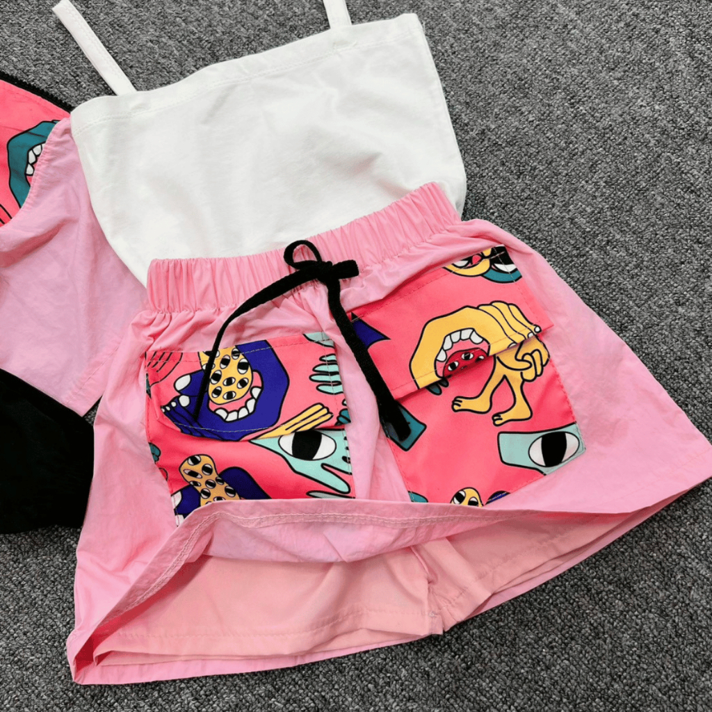 TT304  -  Set 3 chi tiết áo gió và chân váy cho bé gái - MOMCARE Fashion