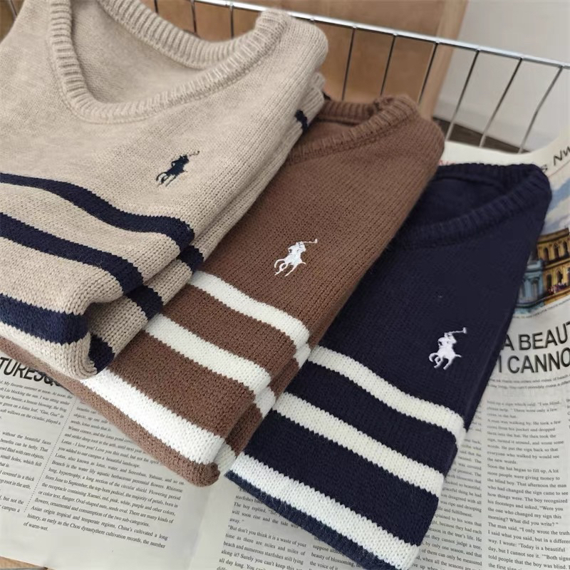 Áo gile len kẻ ngang thêu ngựa sát nách 2023