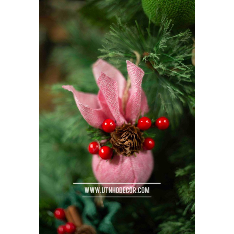 1 Trái châu vải bố treo cây thông Noel