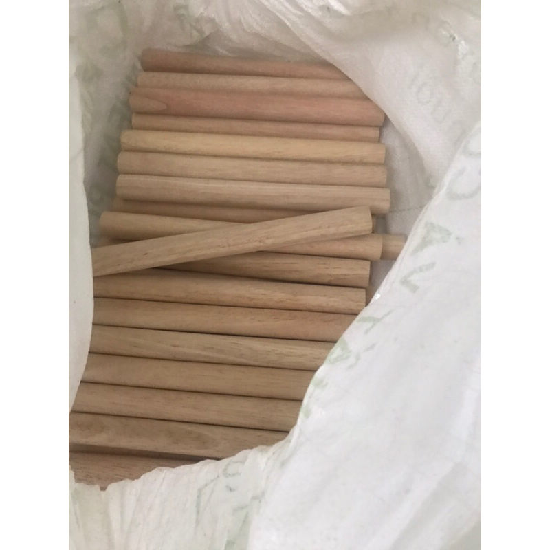 Thanh gỗ tròn phi 2,5cm