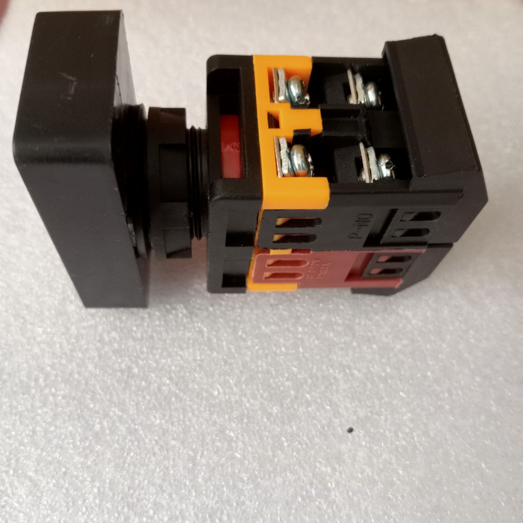 Công tắc nhấn đôi ON-OFF phi 22mm, có đèn, 220V / 380V