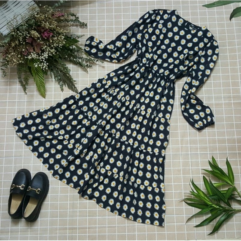 ĐẦM HOA CÚC XOÈ TẦNG