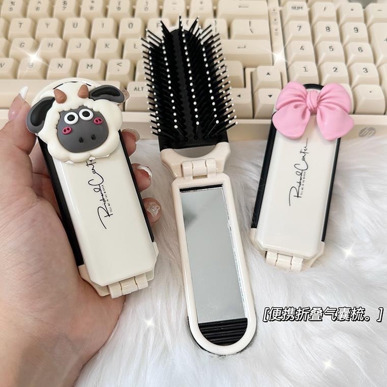Lược gấp gọn kèm cừu và nơ sẵn hàng