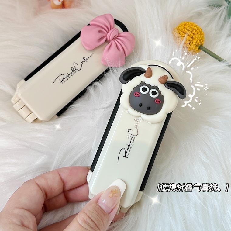 Lược gấp gọn kèm cừu và nơ sẵn hàng