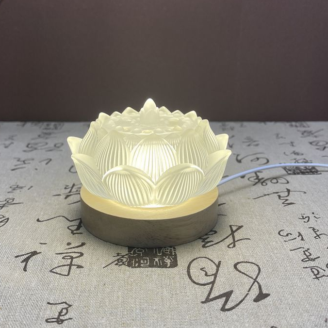 Lư xông trầm hương kèm lót bông chống cháy, Đỉnh đốt nhang bằng thủy tinh nắp chạm tinh xảo