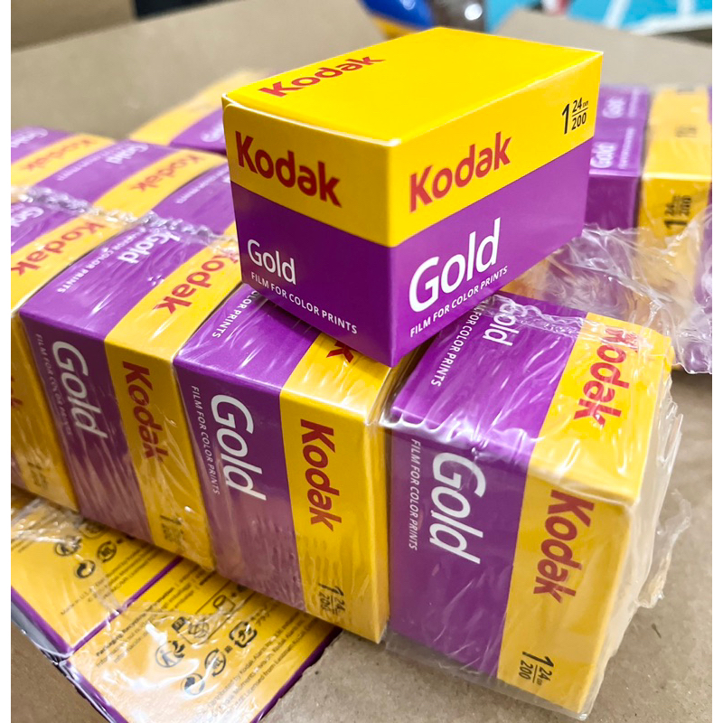 Kodak Gold 200 24EXP Date 09/2025 phiên bản mới loại hộp lẽ 1 hộp có 1 cuộn Film 35mm