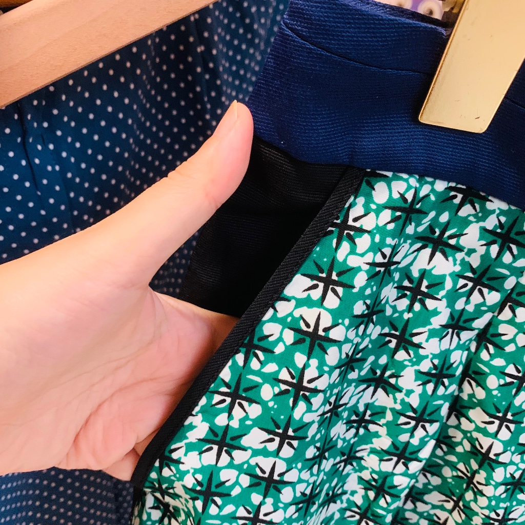 Quần váy hoạ tiết đẹp Olivia Lauren