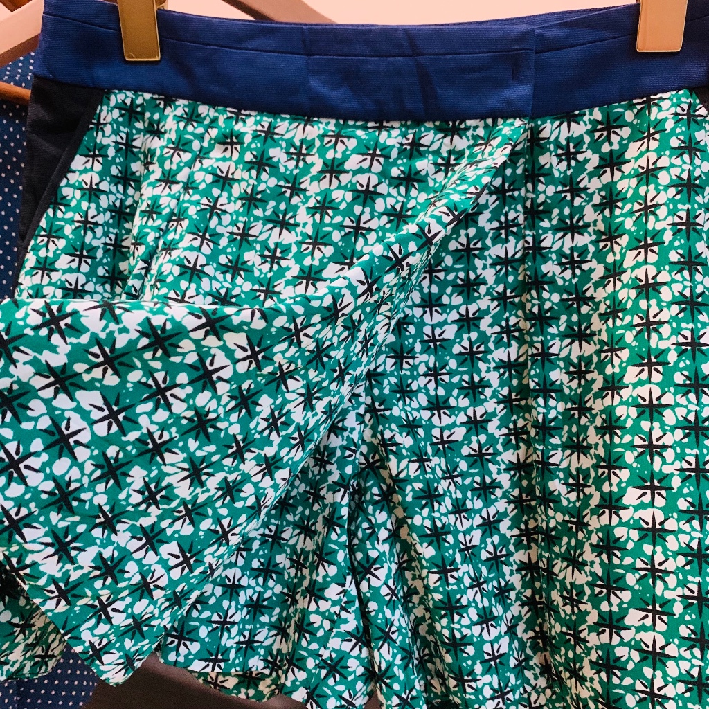 Quần váy hoạ tiết đẹp Olivia Lauren