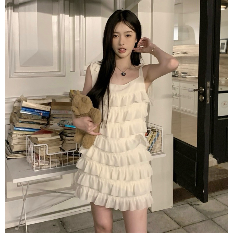 VIDEO ẢNH THẬT🖤váy hai dây tiểu thư cổ vuông xếp tầng viền lượn sóng xinh xắn đáng yêu ngọt ngào dễ thương