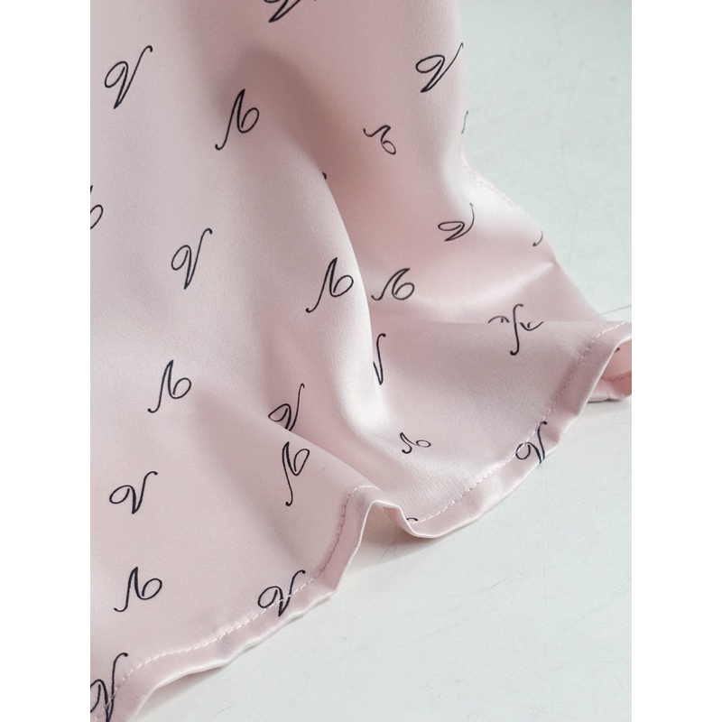 ĐẦM LỤA HOẠ TIẾT