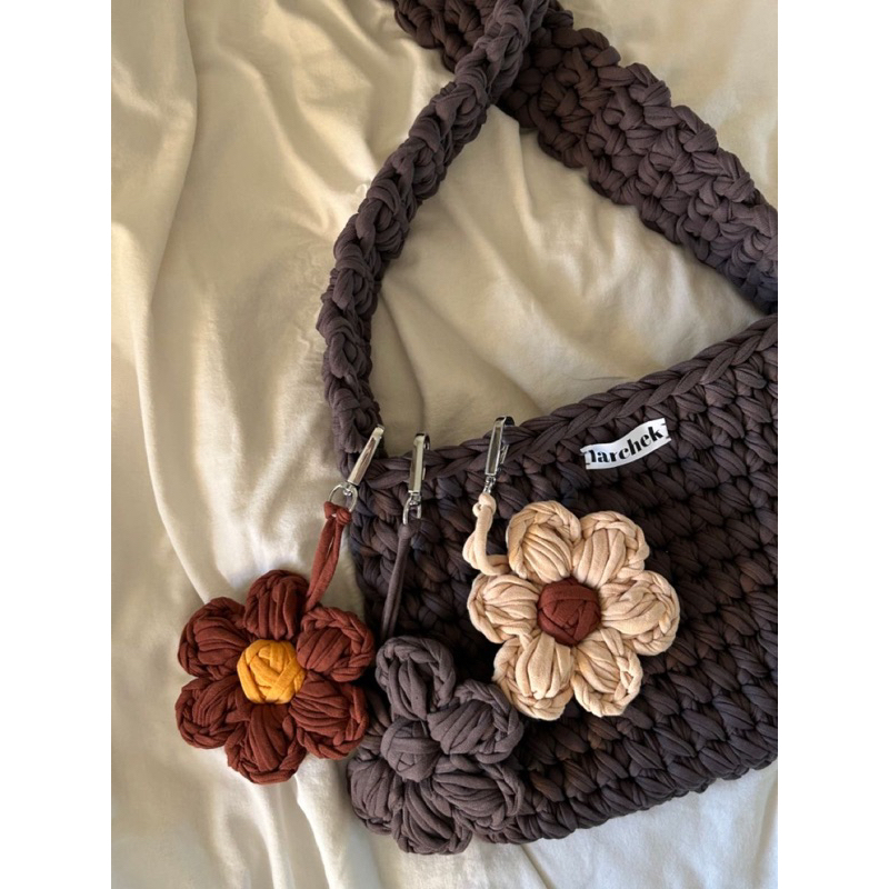 Túi xách handmade - Túi xách len móc kèm móc khoá hoa- Túi xách phong cách y2k, coquette nữ