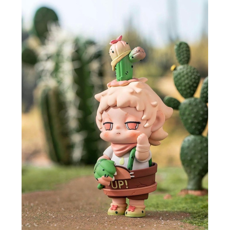 𝐅𝐀𝐘𝐀 𝐇𝐈𝐃𝐄 𝐈𝐍 𝐓𝐇𝐄 𝐌𝐎𝐌𝐄𝐍𝐓𝐒