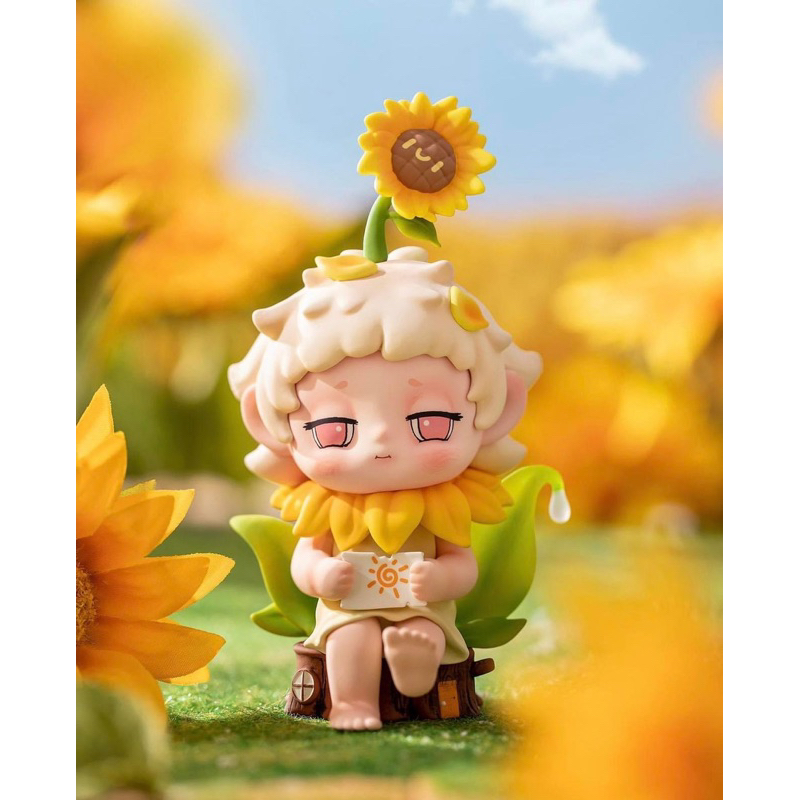 𝐅𝐀𝐘𝐀 𝐇𝐈𝐃𝐄 𝐈𝐍 𝐓𝐇𝐄 𝐌𝐎𝐌𝐄𝐍𝐓𝐒