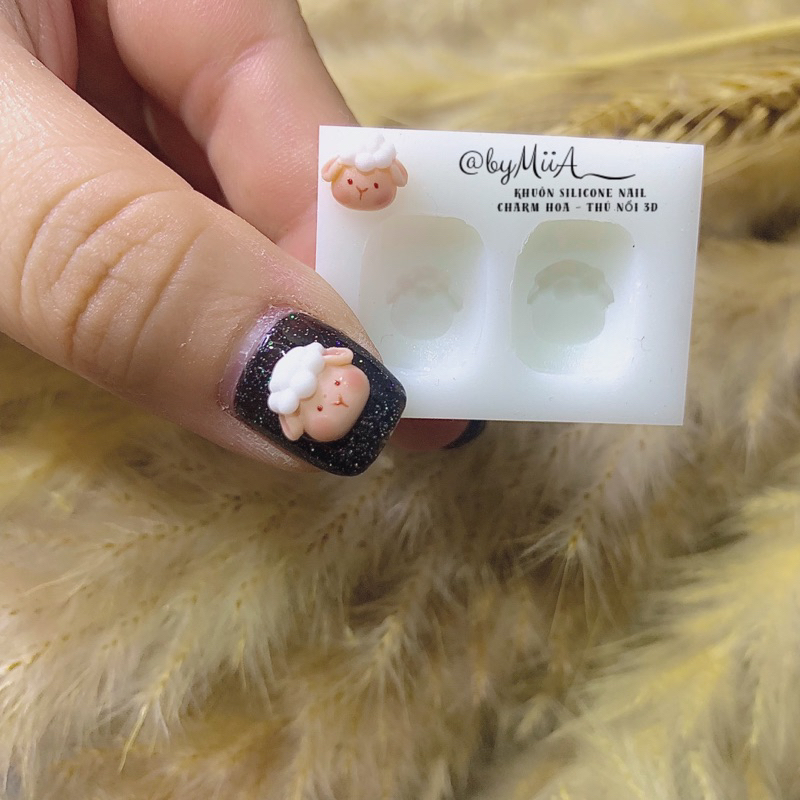 KHUÔN charm nail 2 Size