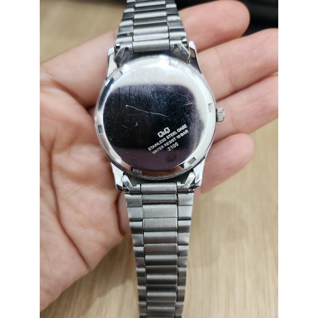 ĐỒNG HỒ SI NHẬT DÂY THÉP KHÔNG RỈ DÀNH CHO NAM - THUƠNG HIỆU Q&Q