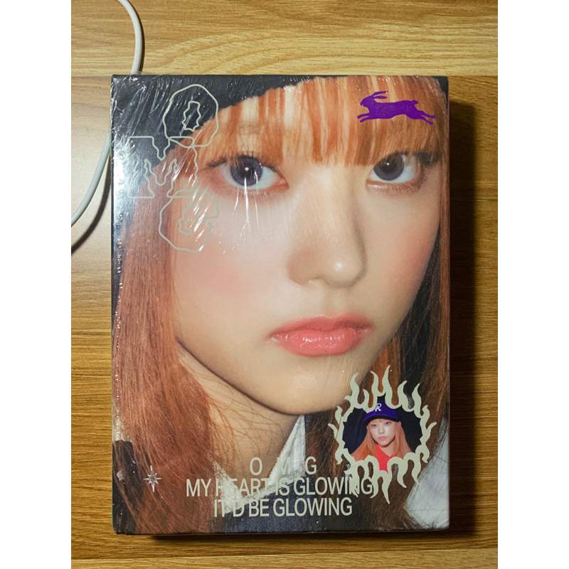 Album seal OMG - NEWJEANS