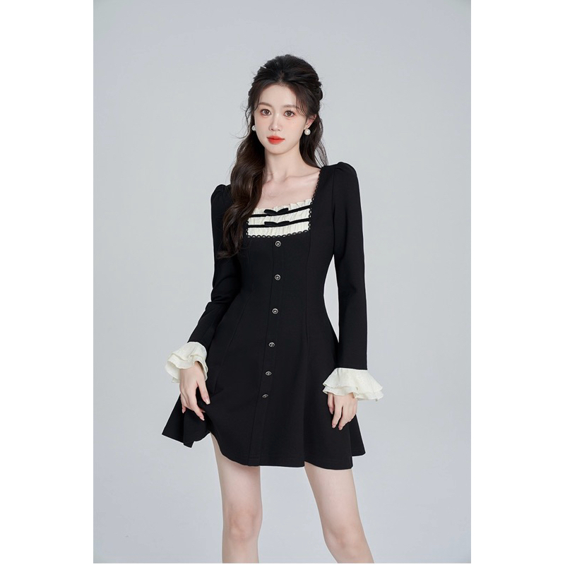 đầm đen phối tay xoè thiểu thư
