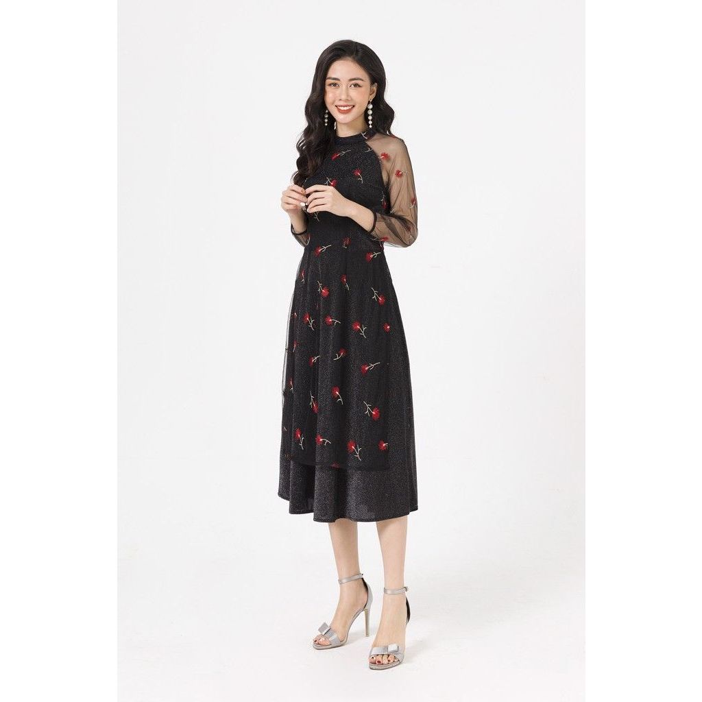 Áo Dài Cách Tân Nữ Liền Đầm Phủ Ren Lamer L61A19Q057