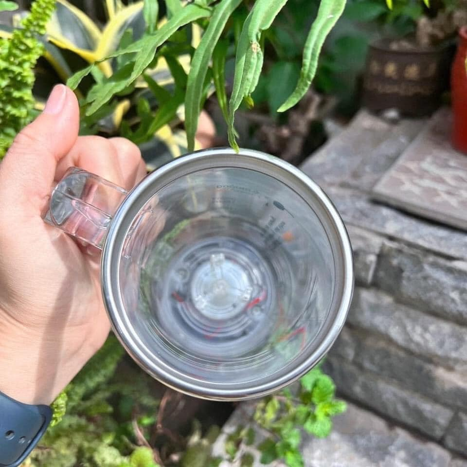 Cốc tự khuấy siêu xịn sò Hàng khuyến mãi sữa Ensure Gold