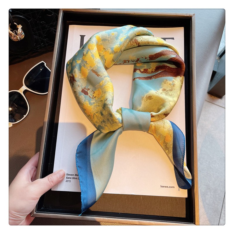 Khăn lụa vuông màu xám, cam đất xinh xắn họa tiết kích thước klv051 70x70cm THYTHY STORE