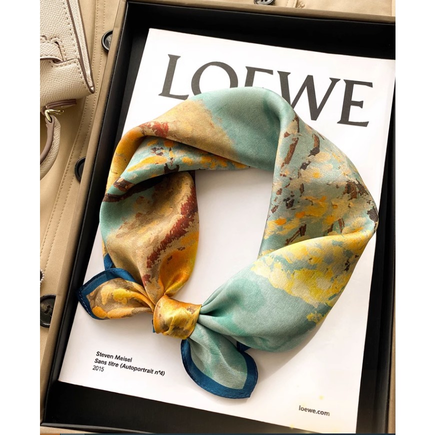 Khăn lụa vuông màu xám, cam đất xinh xắn họa tiết kích thước klv051 70x70cm THYTHY STORE