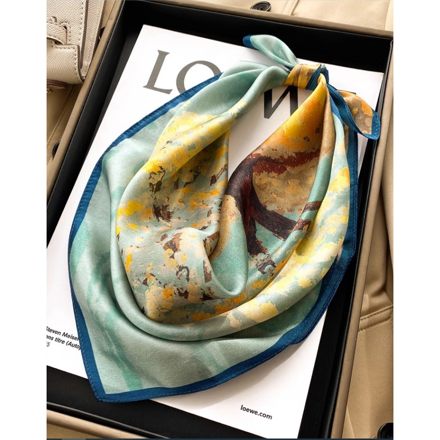 Khăn lụa vuông màu xám, cam đất xinh xắn họa tiết kích thước klv051 70x70cm THYTHY STORE