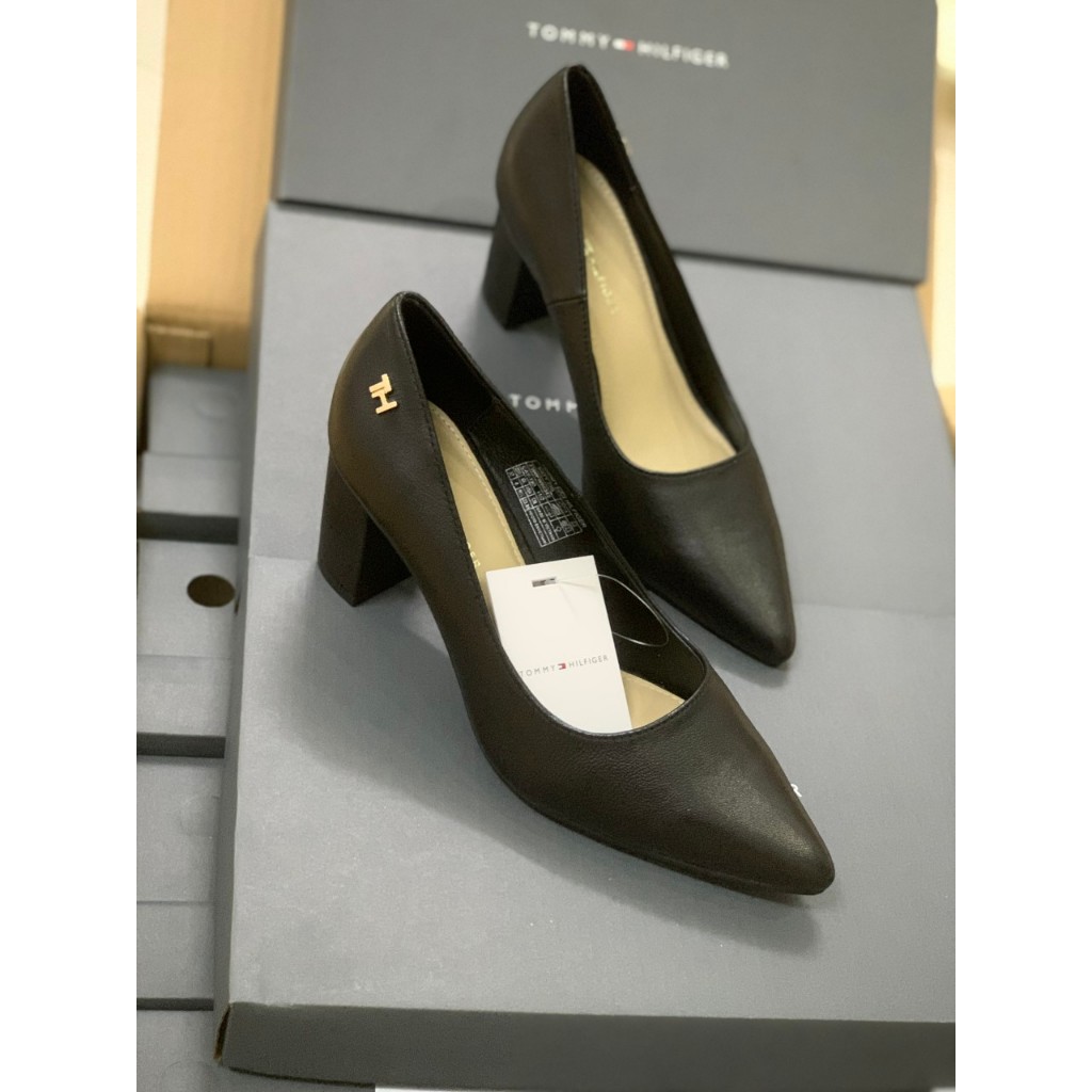 Giày Nữ Bít Mũi Cao Gót Trụ Tommy 9p