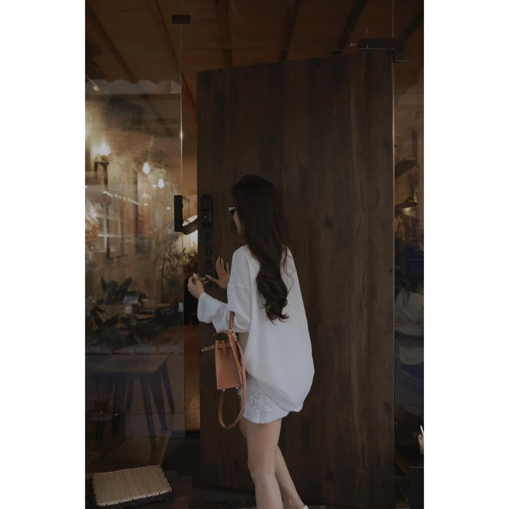 Set đồ nữ áo dài tay chân váy chữ A, set áo len lưới kèm chân váy đính lông trẻ trung đơn giản sang chảnh thiết kế BAGEO